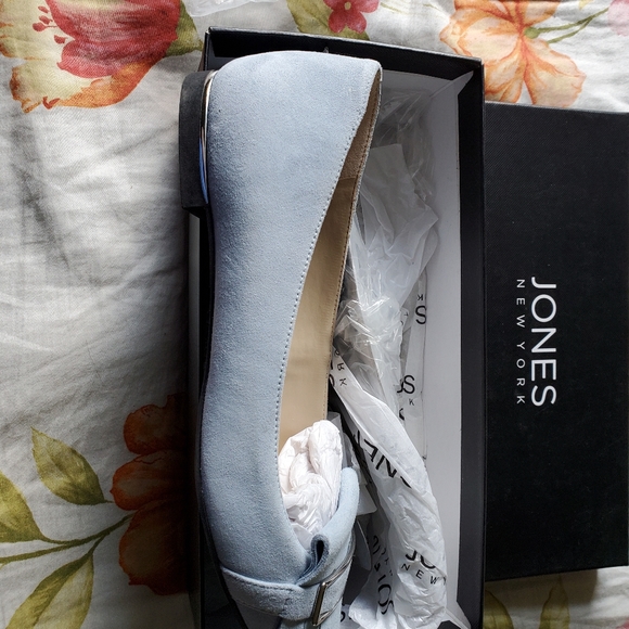 Jones New York Steff Kid Suede flats/loafers - Picture 8 of 13